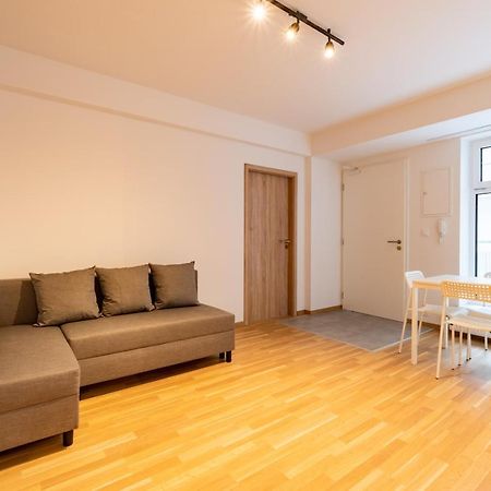 Brand New Two Room Apartment #26 With Free Secure Parking Close To Center Прага Екстериор снимка
