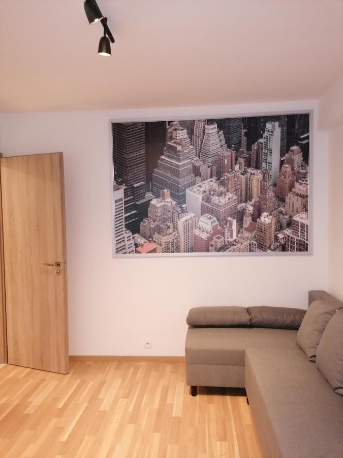 Brand New Two Room Apartment #26 With Free Secure Parking Close To Center Прага Екстериор снимка