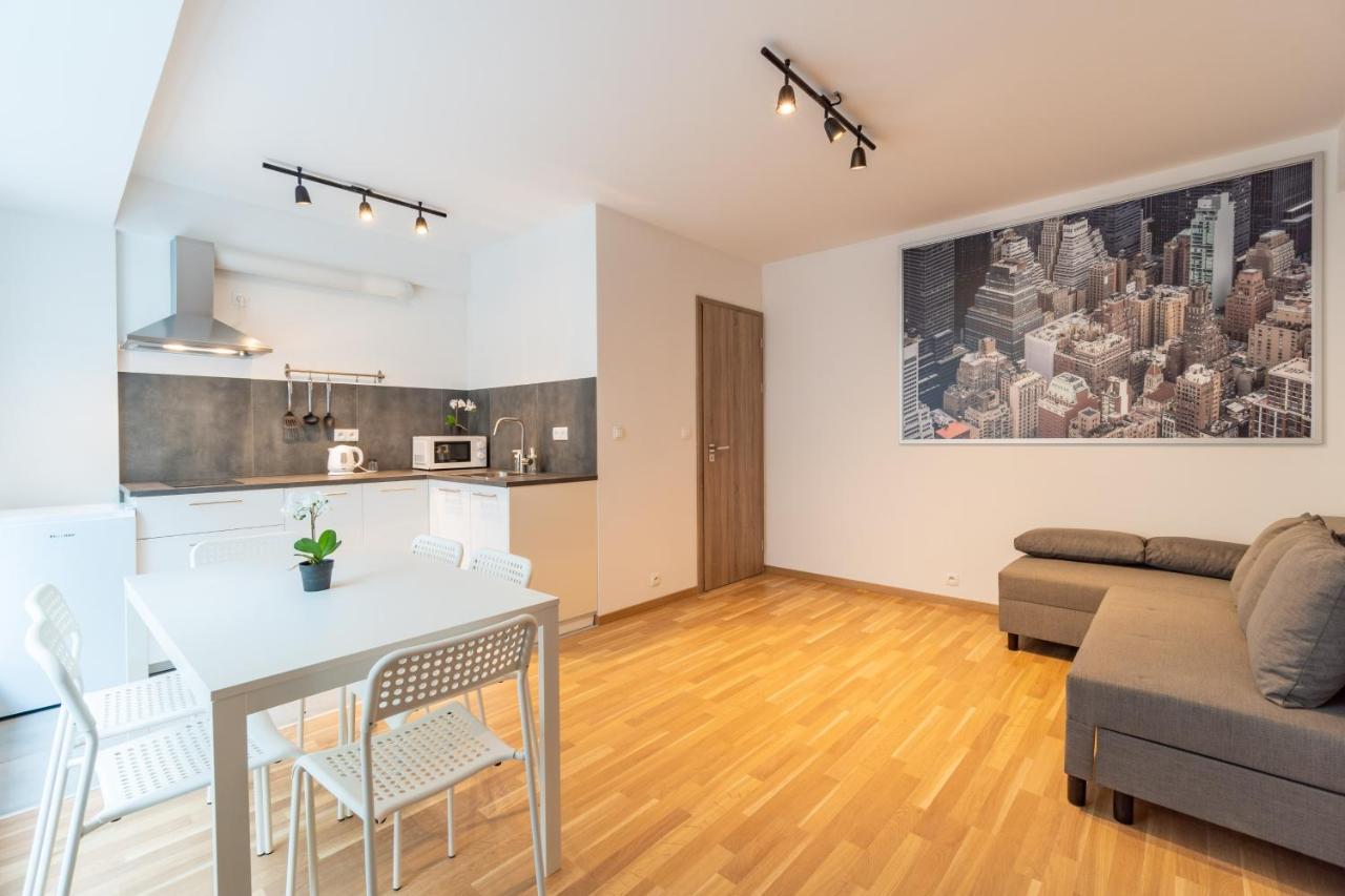 Brand New Two Room Apartment #26 With Free Secure Parking Close To Center Прага Екстериор снимка