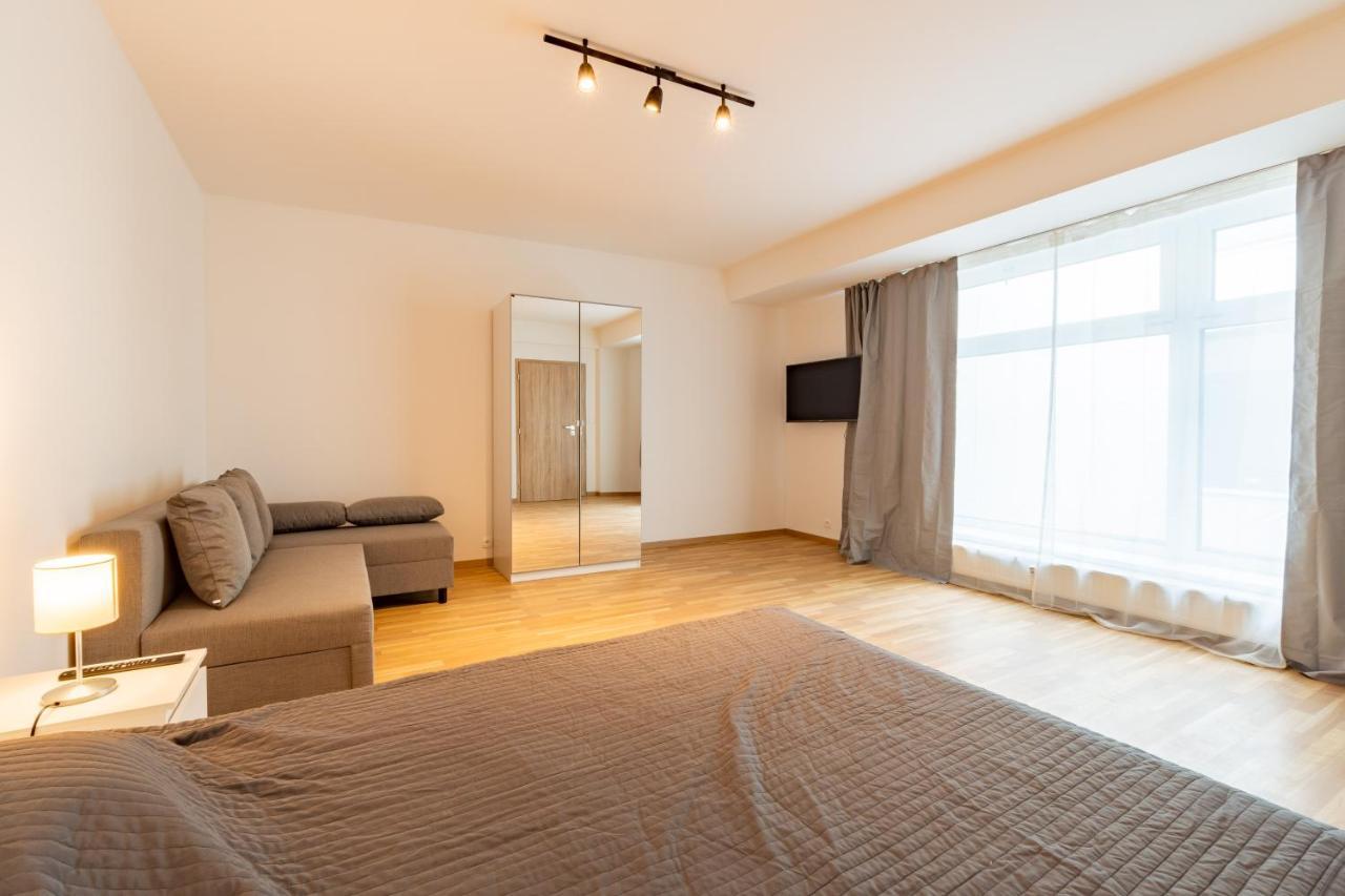 Brand New Two Room Apartment #26 With Free Secure Parking Close To Center Прага Екстериор снимка